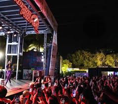 Festival Line in heat